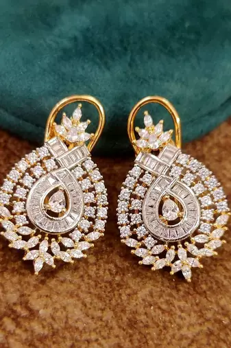 Celestia Luxe American Diamond Teardrop Pendant Set 