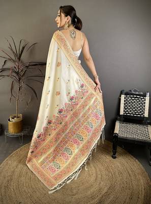 Cream silk blend woven kashmiri saree with unstitched blouse piece 4