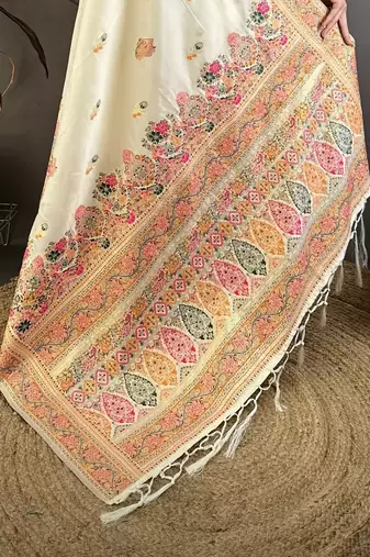 Cream silk blend woven kashmiri saree with unstitched blouse piece
