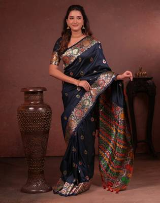 Navy blue soft silk blend zari paithani saree with unstitched blouse piece 2