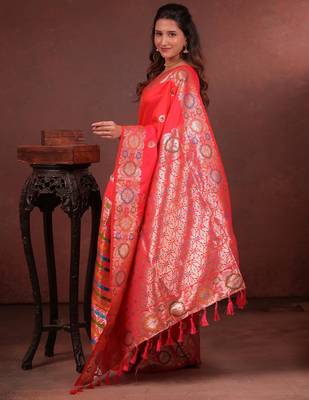 Rani soft silk blend zari paithani saree with unstitched blouse piece 2