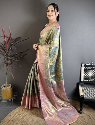 Green kanjeevaram silk blend zari woven saree with unstitched blouse piece 3