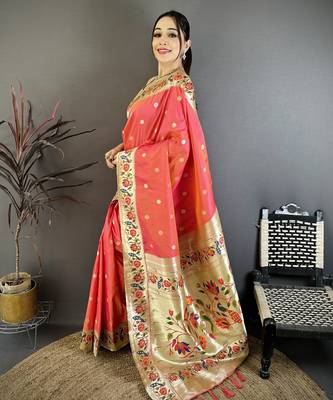 Pink silk blend zari woven paithani saree with unstitched blouse piece 2