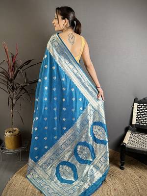 Teal soft silk blend zari banarasi saree with unstitched blouse piece 5
