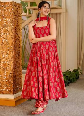 Red printed muslin salwar suit 2