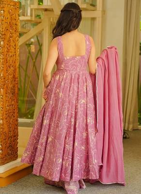Pink printed muslin salwar suit 3