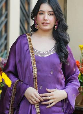 Purple embroidered fendy silk salwar suit 4