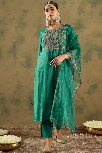 Ethnic motifs embroidered kurta with trousers &  dupatta