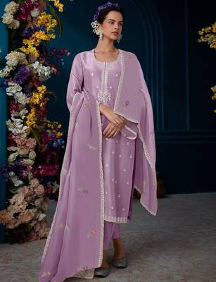 Ethnic motifs embroidered beads and stones kurta with trousers & dupatta 1