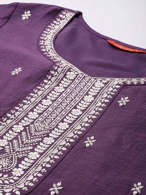 Women ethnic motifs embroidered sequinned kurta with trousers & dupatta 2