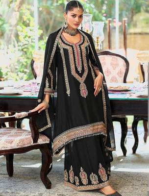 Women ethnic motifs embroidered kurta with trousers & with dupatta 1
