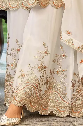 Women ethnic motifs embroidered regular kurta with palazzos & with dupatta
