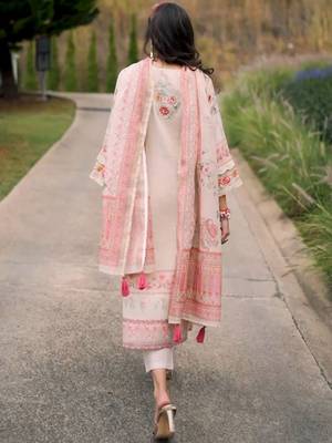 Floral printed v-neck sequinned linen kurta with trousers and dupatta 4