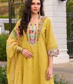 Women floral embroidered regular thread work pure cotton kurta sets