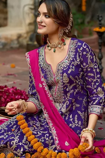 Zari ethnic motifs embroidered notch neck straight kurta with trousers & dupatta