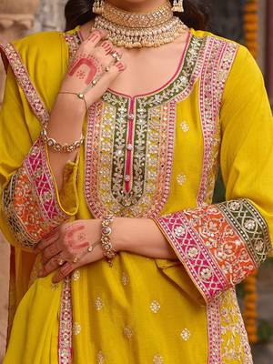 Embroidered sequinned kurti with sharara & dupatta 3