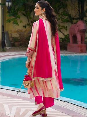 Women leheriya embroidered a-line kurta with palazzos & dupatta 3