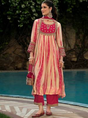 Women leheriya embroidered a-line kurta with palazzos & dupatta 4