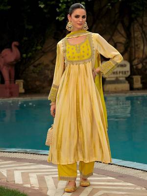 Women ethnic motifs embroidered anarkali kurta with trousers & dupatta 4