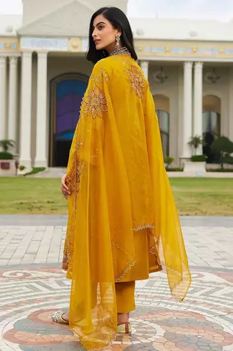 Women ethnic motifs embroidered regular mirror work kurta with trousers & with dupatta