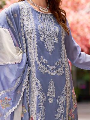 Floral embroidered round neck thread work straight kurta with trousers & dupatta 3