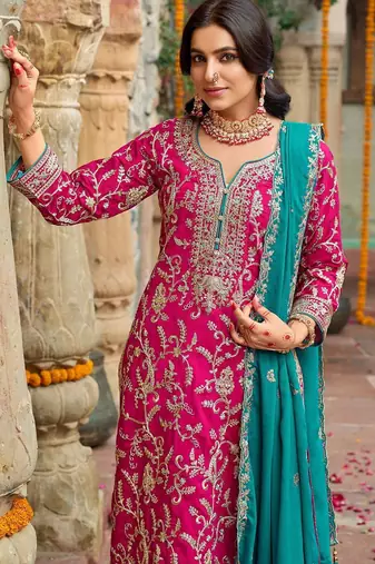 Zari ethnic motifs embroidered notch neck straight kurta with trousers & dupatta