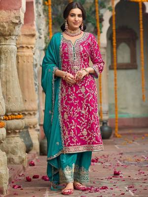 Zari ethnic motifs embroidered notch neck straight kurta with trousers & dupatta 1