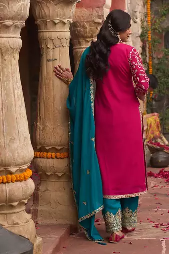 Zari ethnic motifs embroidered notch neck straight kurta with trousers & dupatta