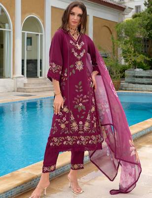Women floral embroidered thread work silk kurta with trousers & with dupatta 1