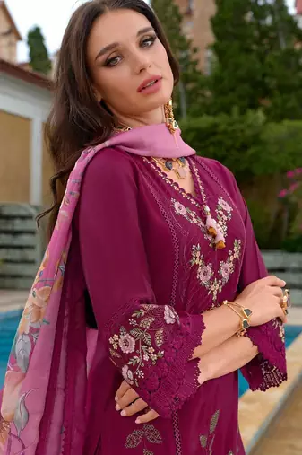 Women floral embroidered regular thread work pure silk kurta with trousers & with dupatta