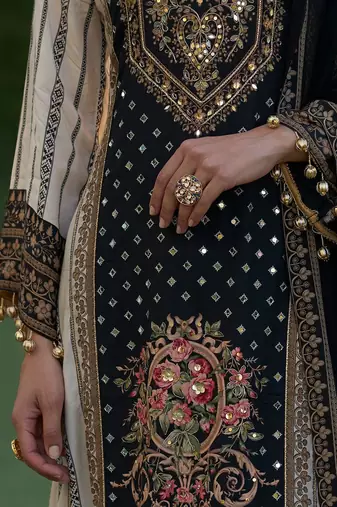Floral printed sweetheart neck mirror work straight kurta with palazzos & dupatta