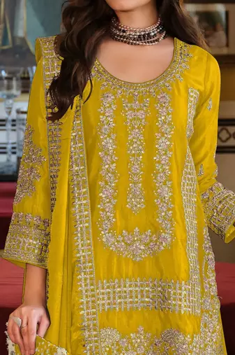 Women ethnic motifs embroidered regular thread work kurta with sharara & with dupatta