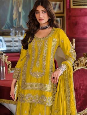 Women ethnic motifs embroidered thread work kurta with sharara & with dupatta 4
