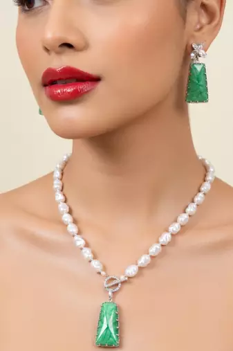 Exquisite handcrafted green jade & freshwater pearl necklace set with floral accents