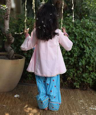 Light pink embroidered cotton kurti set 2