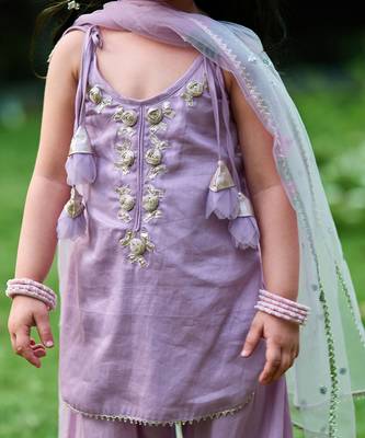 Pastel lilac embroidered cotton kurti set 2