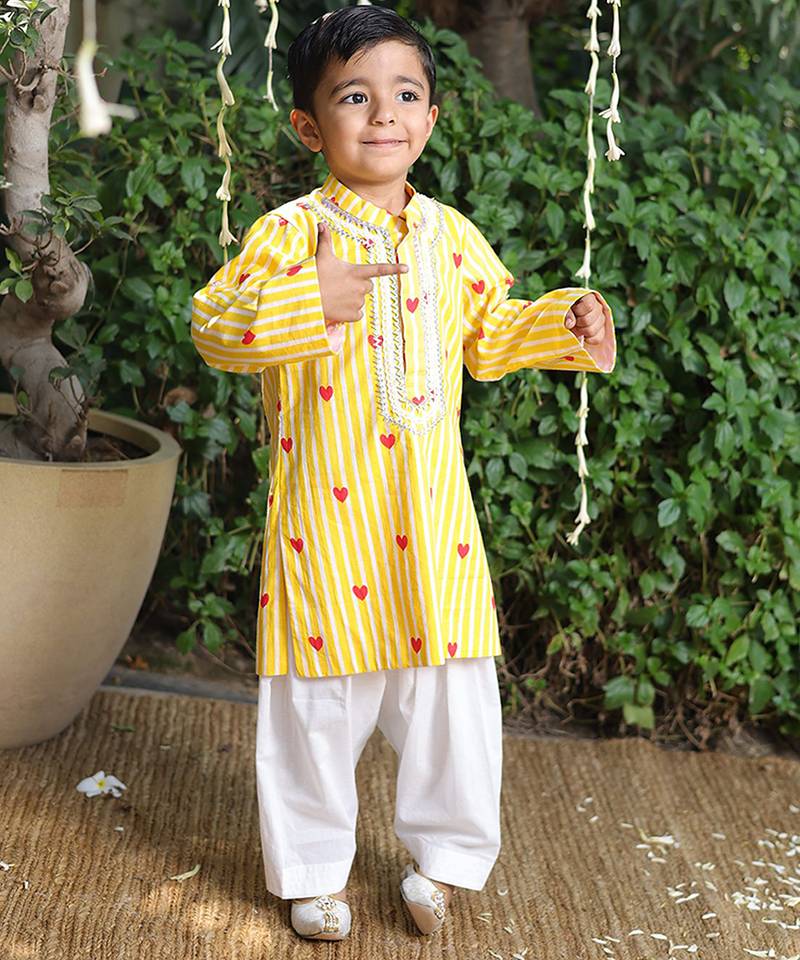 Sunshine yellow printed cotton kurta pyjama