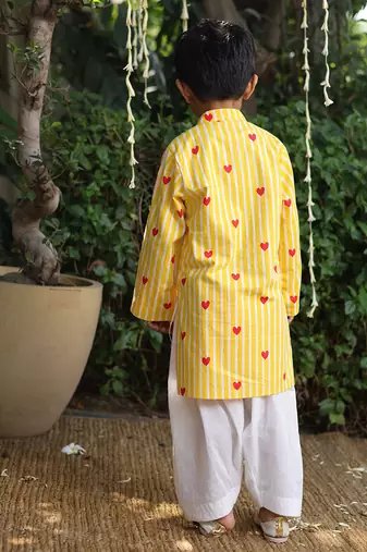 Sunshine yellow printed cotton kurta pyjama