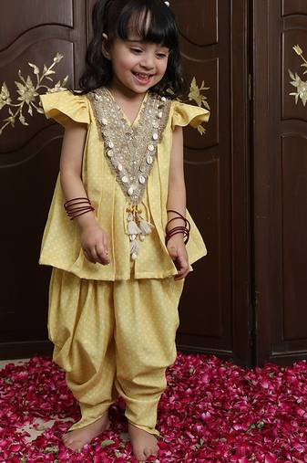 Pastel yellow embroidered crepe kurti set