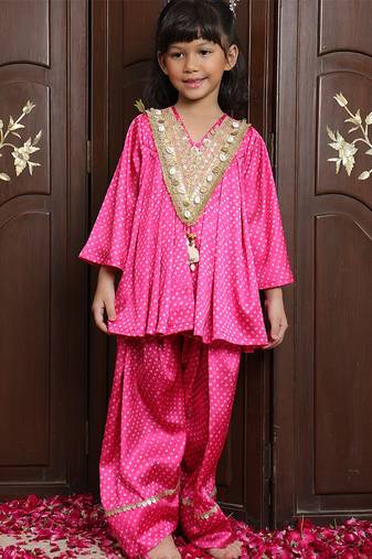 Hot pink embroidered crepe kurti set