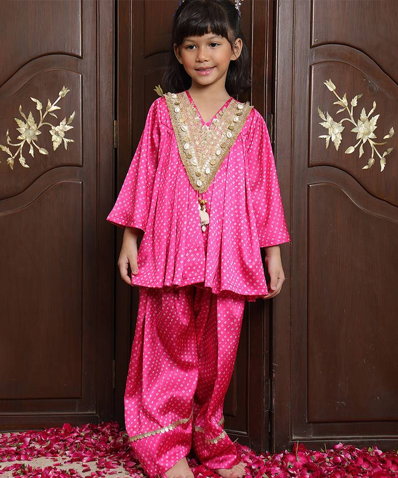 Hot pink embroidered crepe kurti set