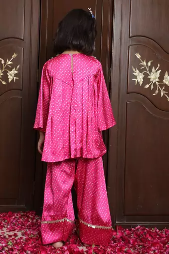Hot pink embroidered crepe kurti set