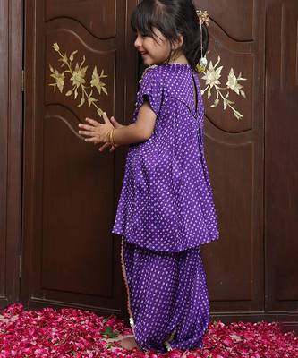 Deep purple embroidered crepe kurti set 3
