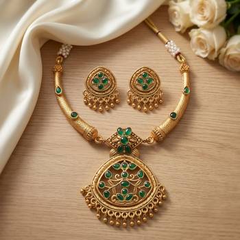 Antique gold plated matte indian necklace set with green stones | traditional bollywood wedding jewelry with earrings 2