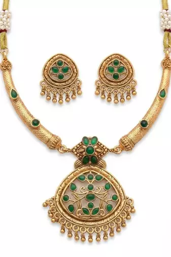 Antique gold plated matte indian necklace set with green stones | traditional bollywood wedding jewelry with earrings