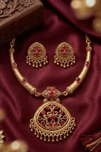 Antique gold plated matte indian necklace set with red stones | traditional bollywood wedding jewelry with earrings