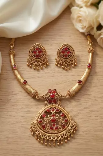 Antique gold plated matte indian necklace set with red stones | traditional bollywood wedding jewelry with earrings