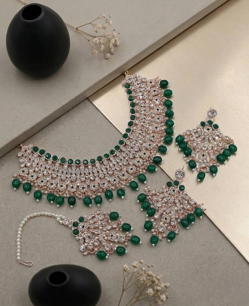 Green kundan choker necklace set with earrings & maang tikka | indian bridal wedding & bollywood festival jewelry