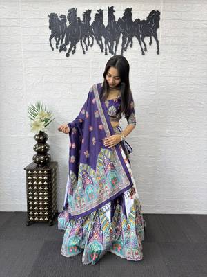 New Designer Printed With Mirror Work Lehenga Choli Set For Women's  3