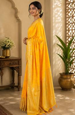 Yellow soft silk floral jacquard zari woven kanjivaram saree 3